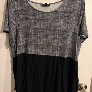 Alfani Black and White Short Sleeve Top